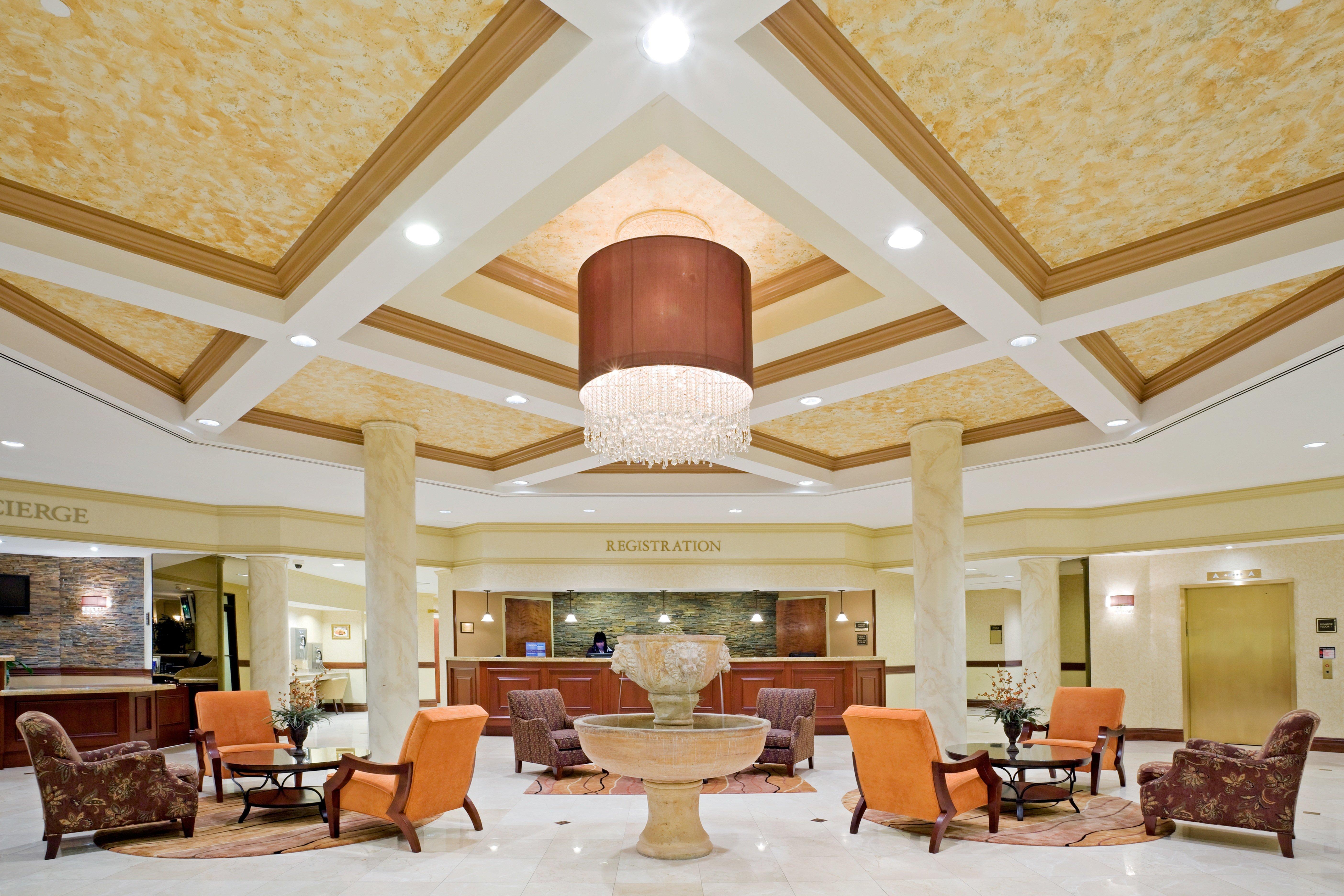 Отель Crowne Plaza Edison By Ihg Экстерьер фото