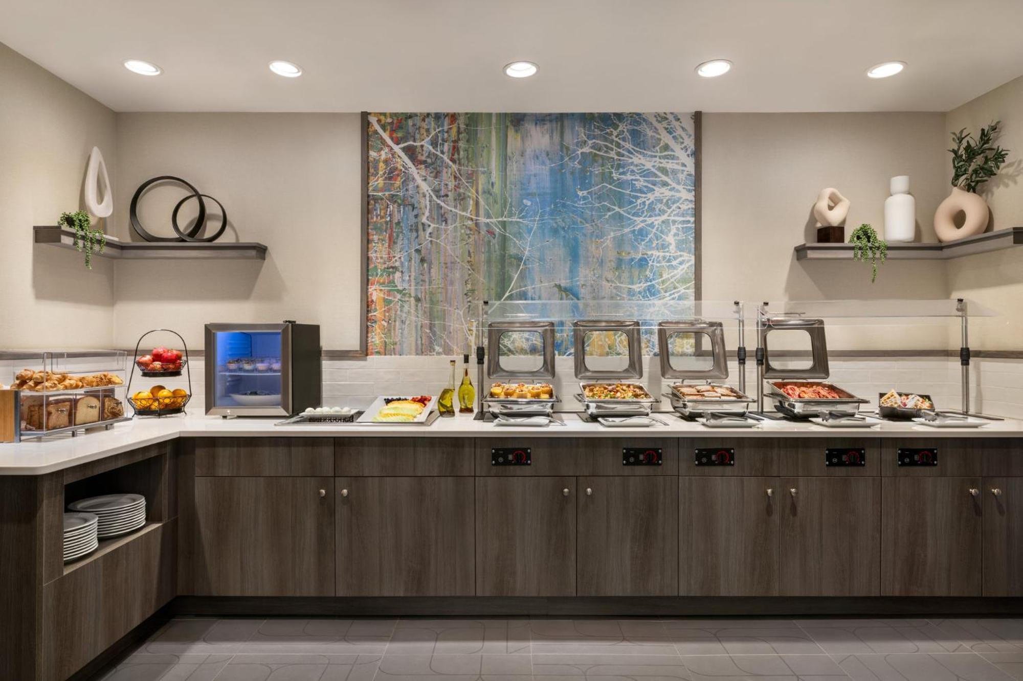 Отель Crowne Plaza Edison By Ihg Экстерьер фото