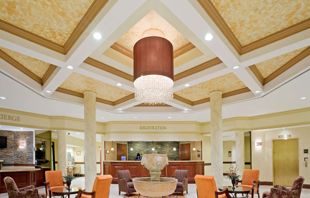 Отель Crowne Plaza Edison By Ihg Экстерьер фото